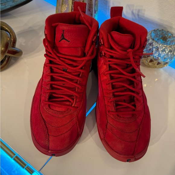 Jordan 12 red suede - Picture 2 of 6